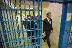 Thumb for Cuomo-goes-to-Jail-Dannemora.jpg (184 
KB)